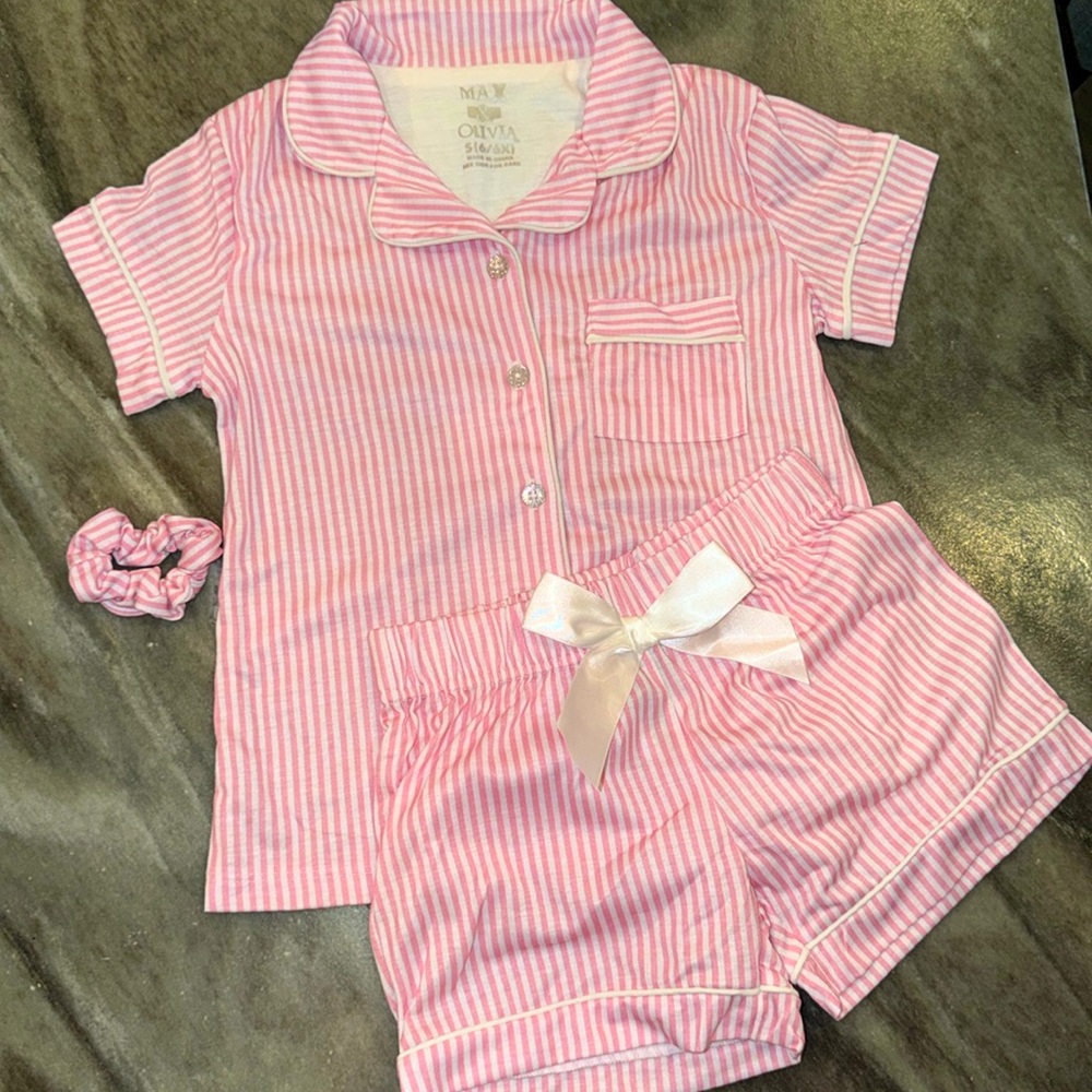 Max & Olivia pajamas new 6/6x